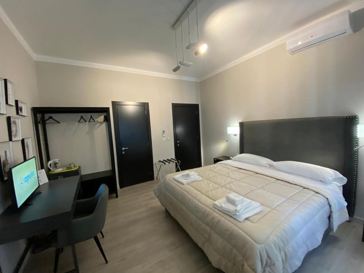 Re Di Smirne By Apulia Accommodation Bari Extérieur photo