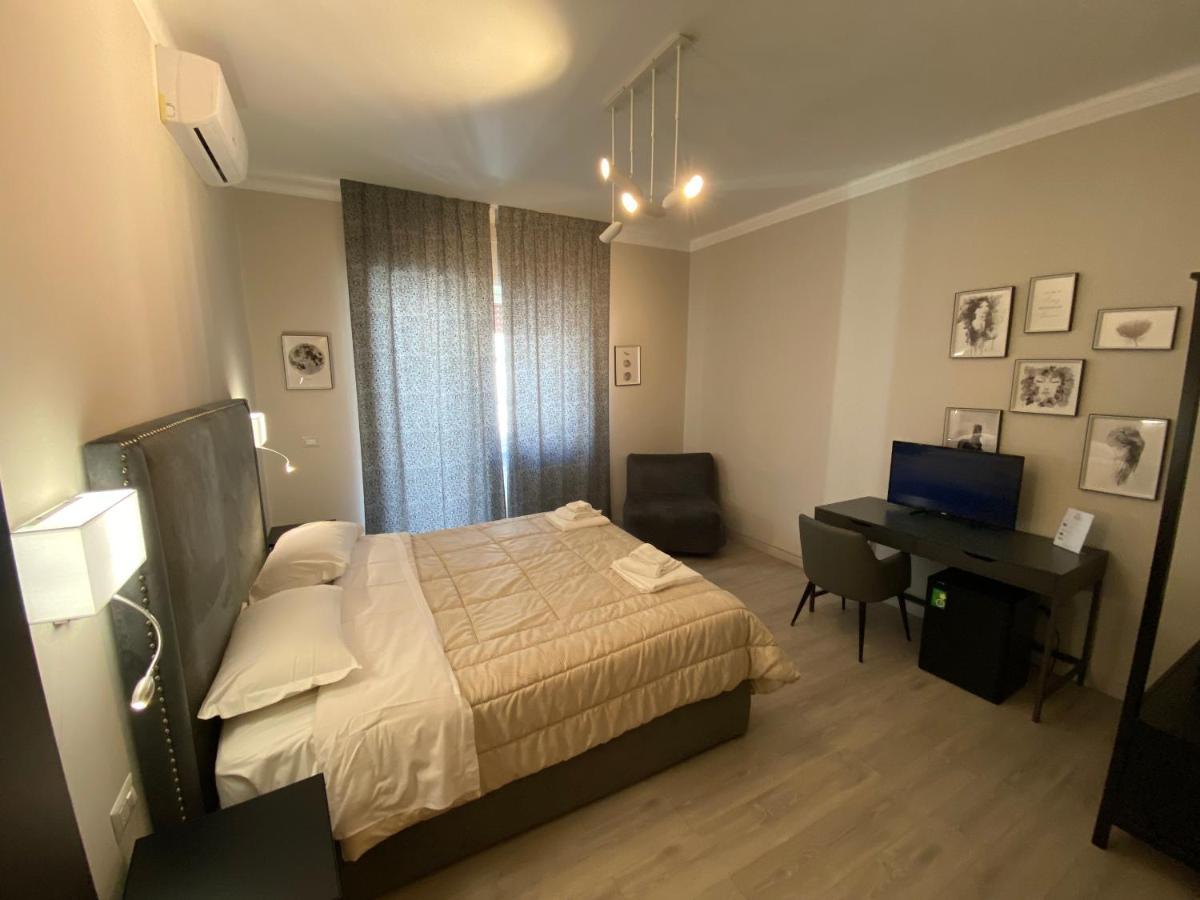 Re Di Smirne By Apulia Accommodation Bari Extérieur photo