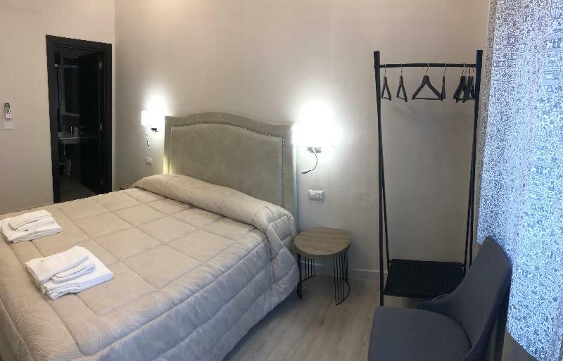 Re Di Smirne By Apulia Accommodation Bari Extérieur photo